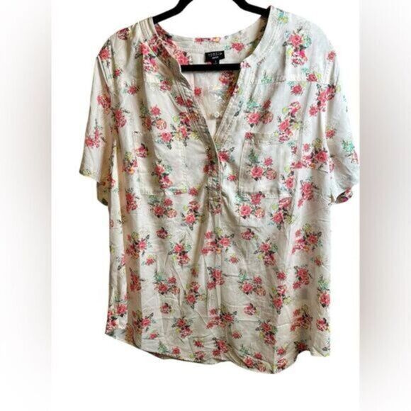 NWOT Torrid Plus Size White Floral Short Pocket Blouse Top - Size 2XL - Picture 1 of 5